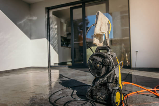 Best Driveway Pressure Washing  in Lexington Park, MD